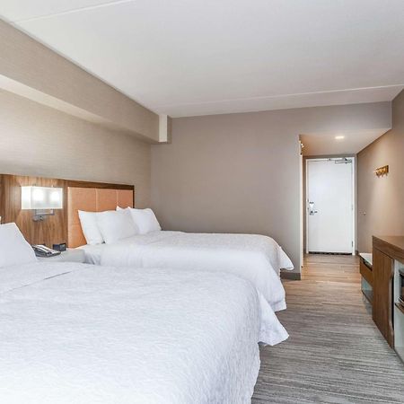 Hampton Inn & Suites Kittery-Portsmouth Εξωτερικό φωτογραφία