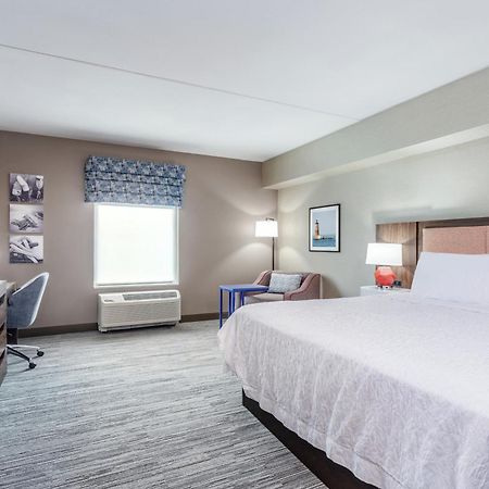 Hampton Inn & Suites Kittery-Portsmouth Εξωτερικό φωτογραφία