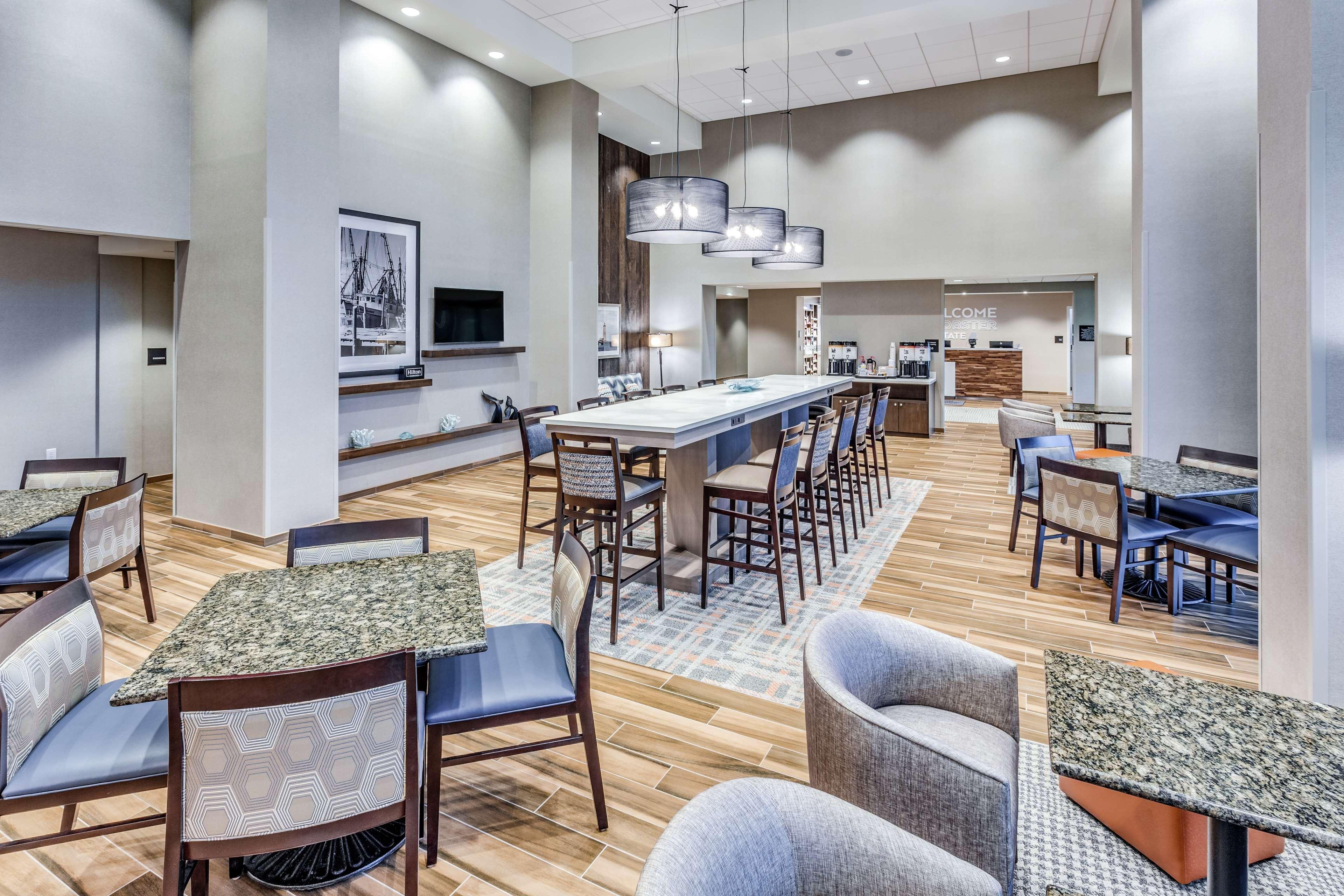 Hampton Inn & Suites Kittery-Portsmouth Εξωτερικό φωτογραφία
