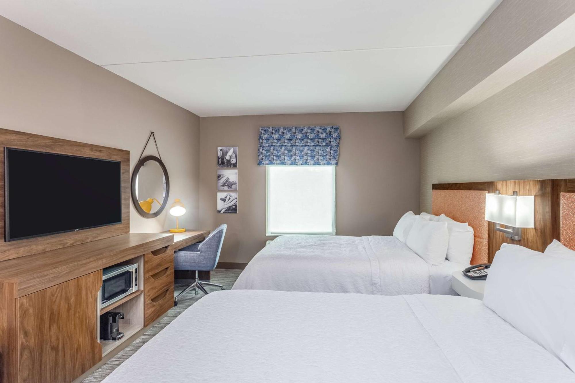 Hampton Inn & Suites Kittery-Portsmouth Εξωτερικό φωτογραφία