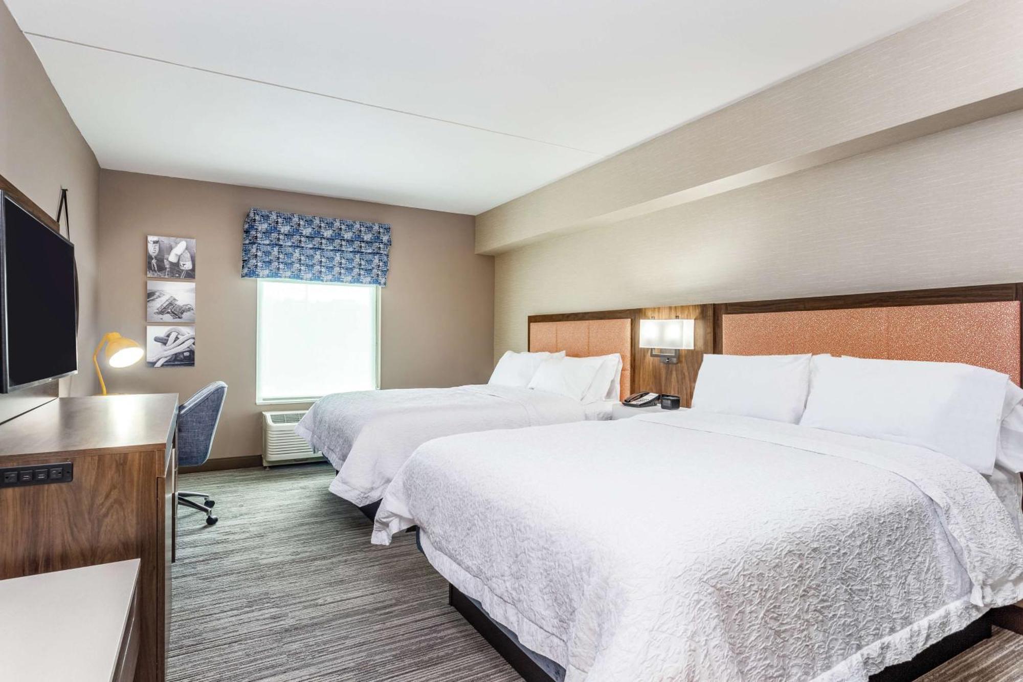 Hampton Inn & Suites Kittery-Portsmouth Εξωτερικό φωτογραφία
