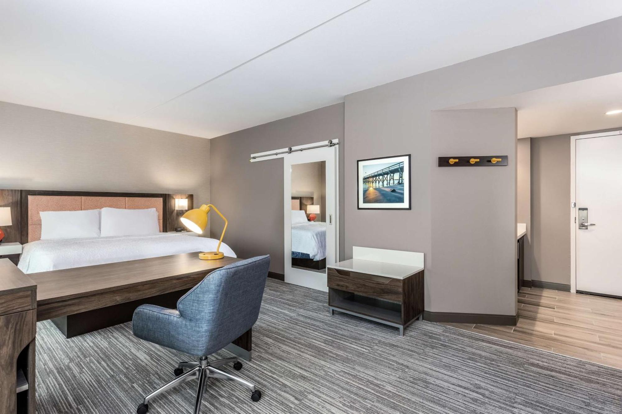 Hampton Inn & Suites Kittery-Portsmouth Εξωτερικό φωτογραφία