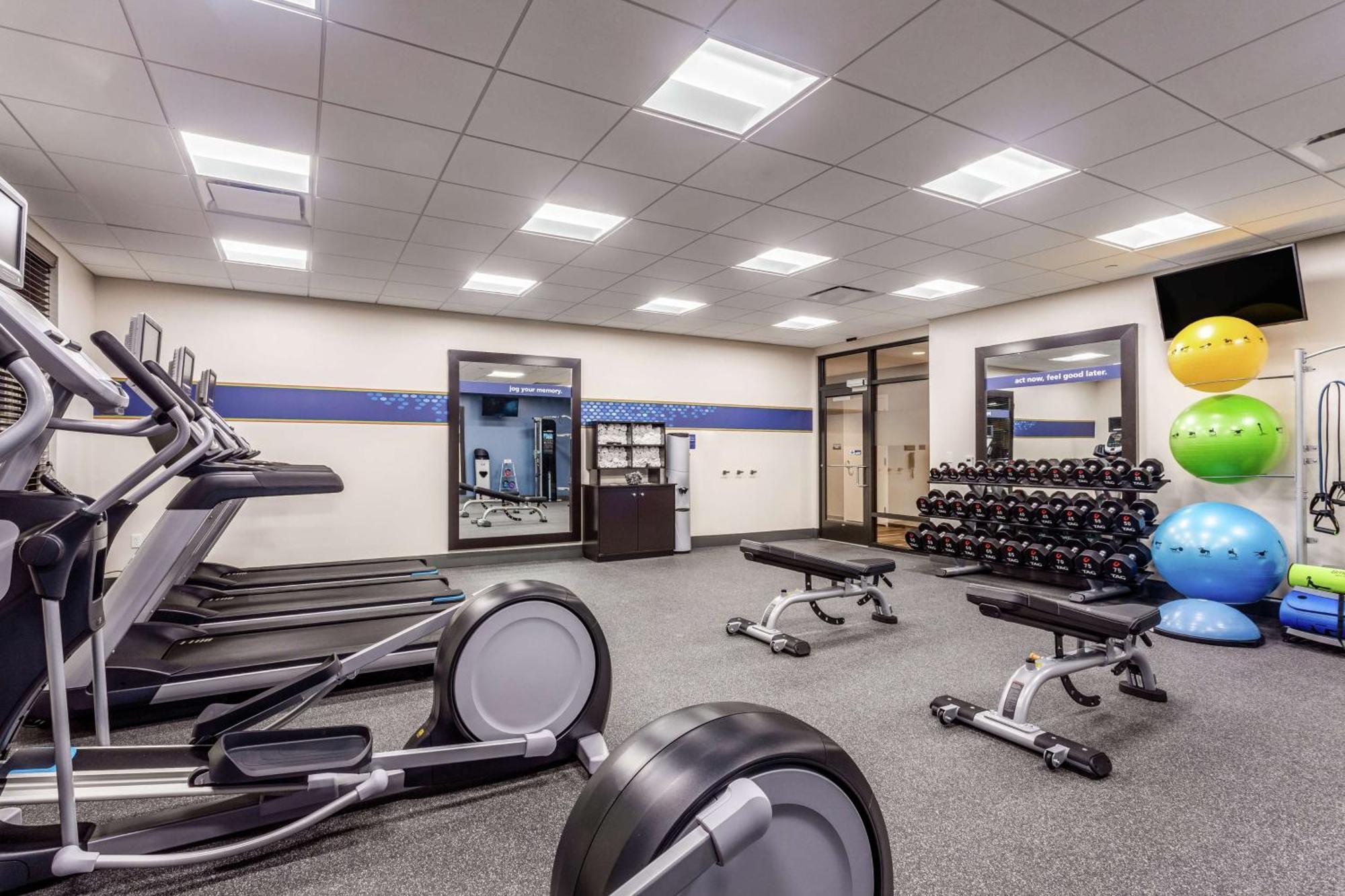 Hampton Inn & Suites Kittery-Portsmouth Εξωτερικό φωτογραφία